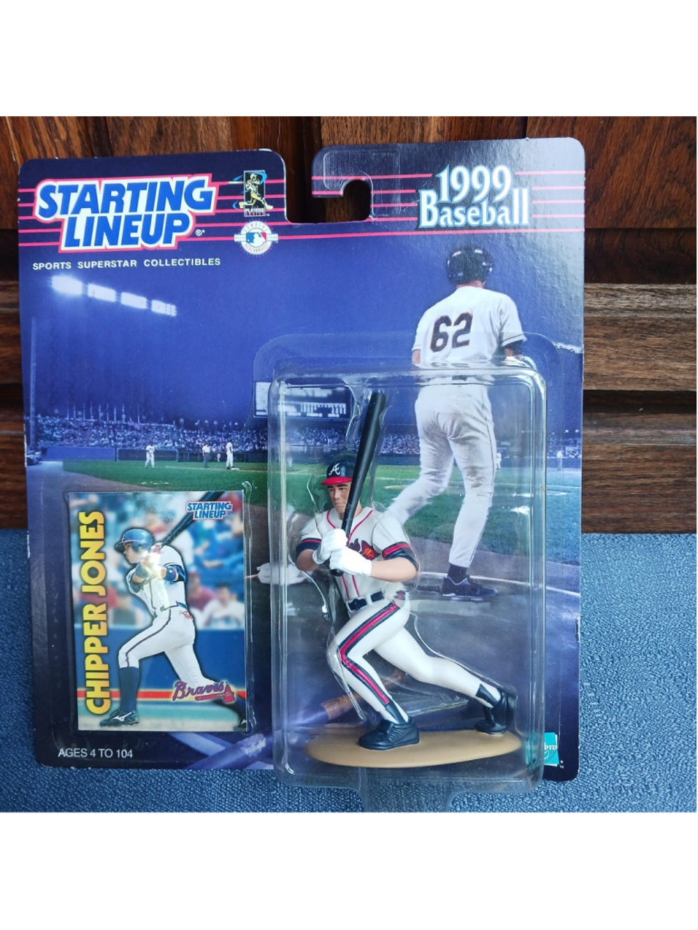 1999 CHIPPER JONES Starting Lineup Sports Figurine - Atlanta Braves